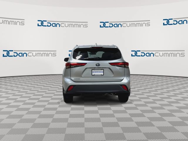 Used 2020 Toyota Highlander XLE AWD/4WD image 7