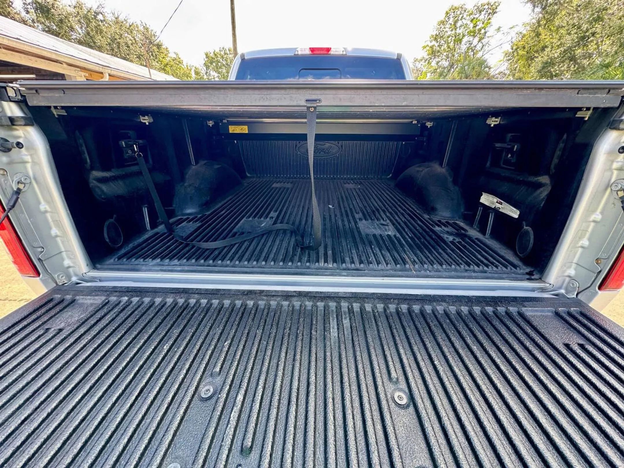 Used 2017 Ford F150 XLT w/ Equipment Group 302A Luxury image 20