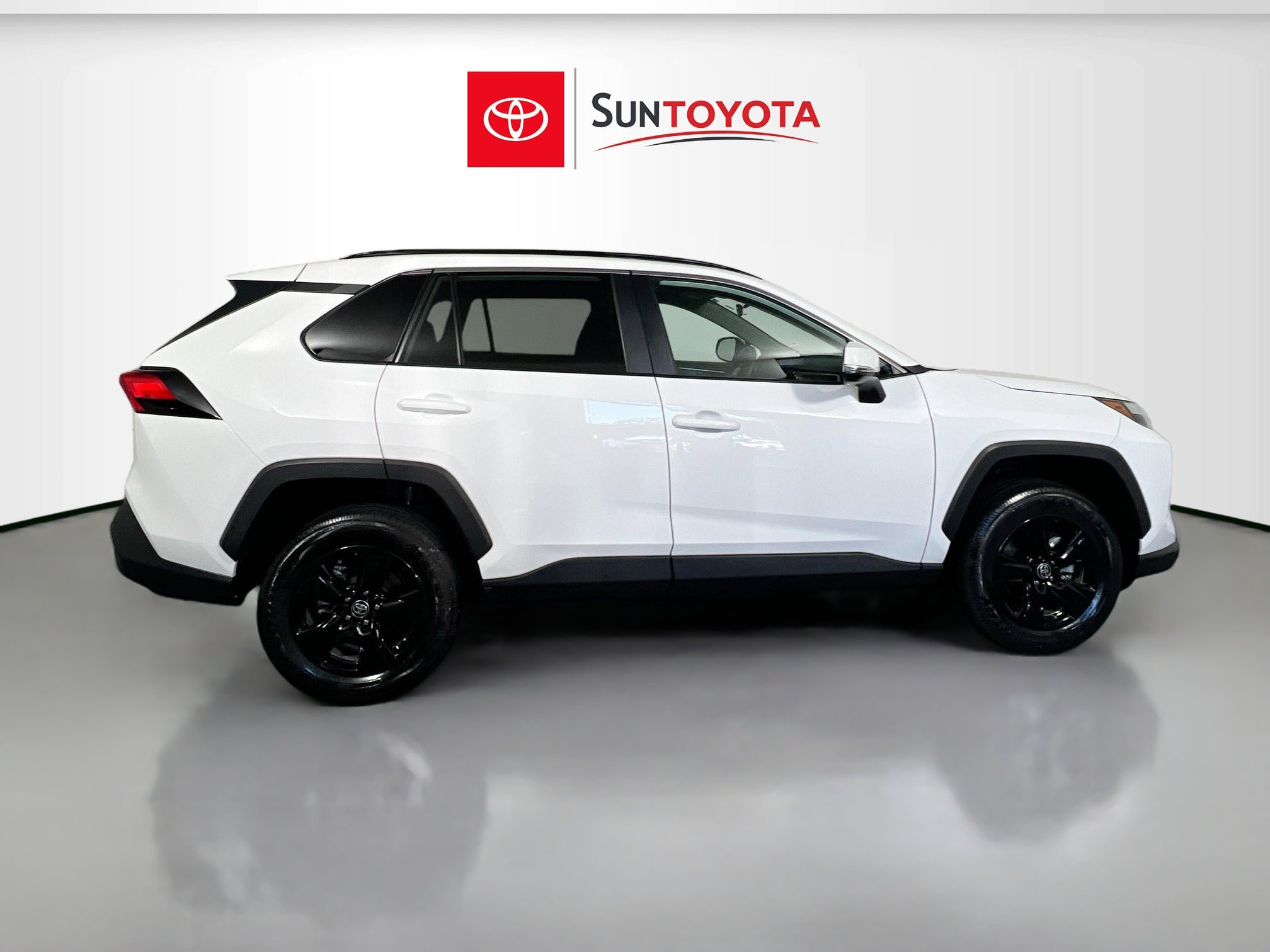 Used 2024 Toyota RAV4 XLE image 2