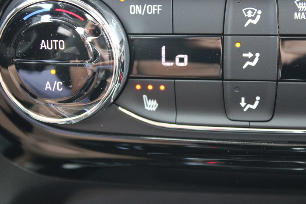 New 2026 Chevrolet Trax ACTIV w/ Driver Confidence Package FWD image 50