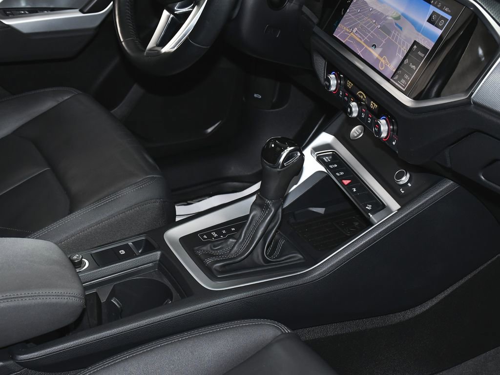 Used 2020 Audi Q3 2.0T Premium Plus w/ Premium Plus Package image 55