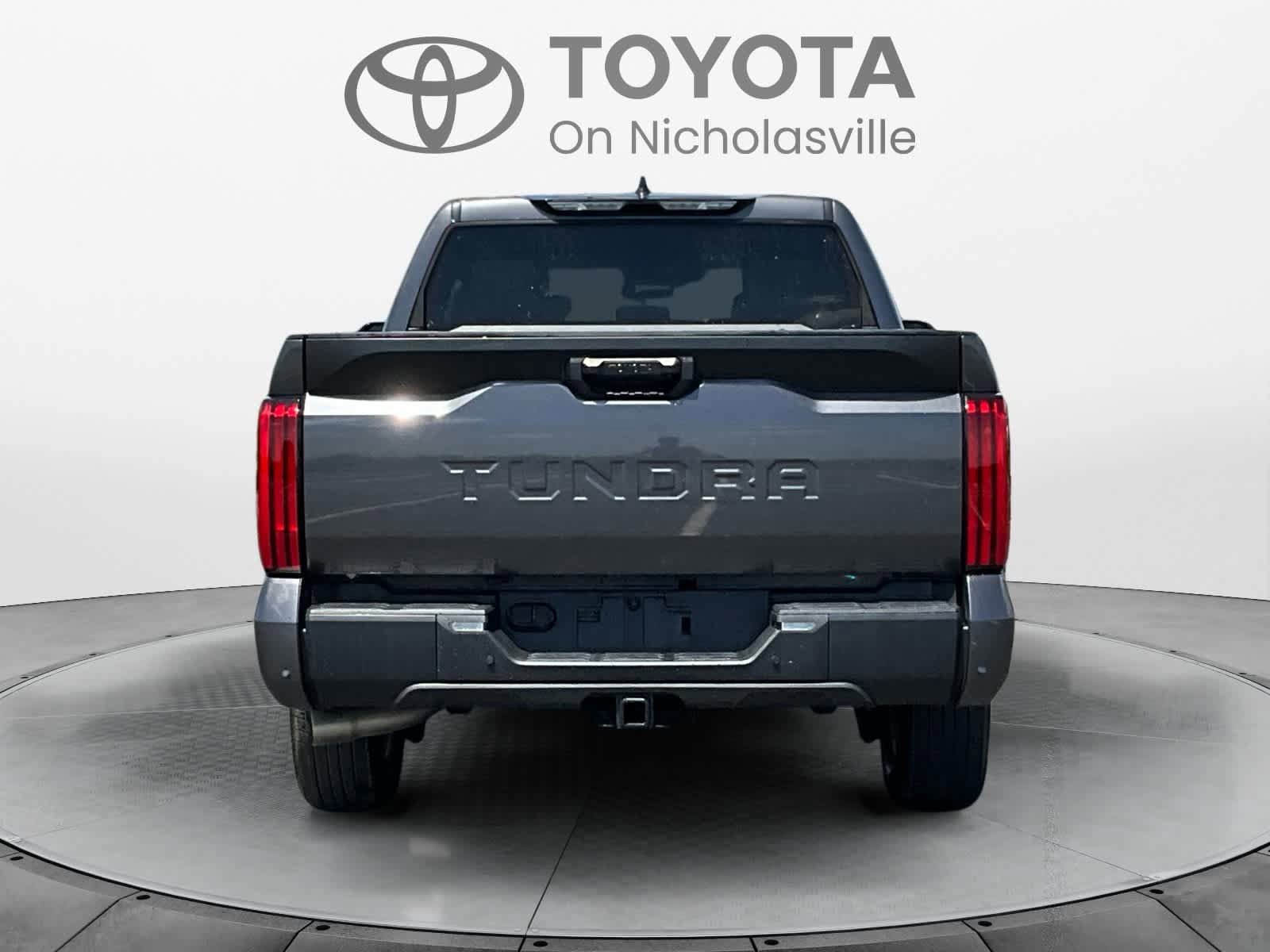 Used 2023 Toyota Tundra SR5 w/ SR5 Premium Package RWD image 5