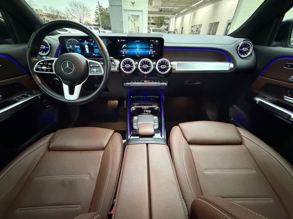Used 2021 Mercedes-Benz GLB 250 4MATIC image 16