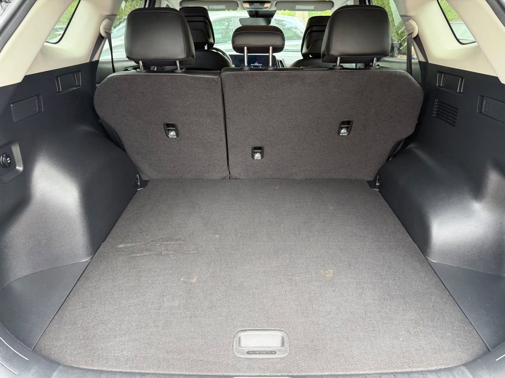 Used 2025 Kia Sportage EX FWD image 6