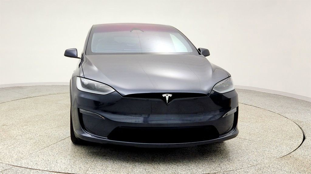 Used 2024 Tesla Model X image 2