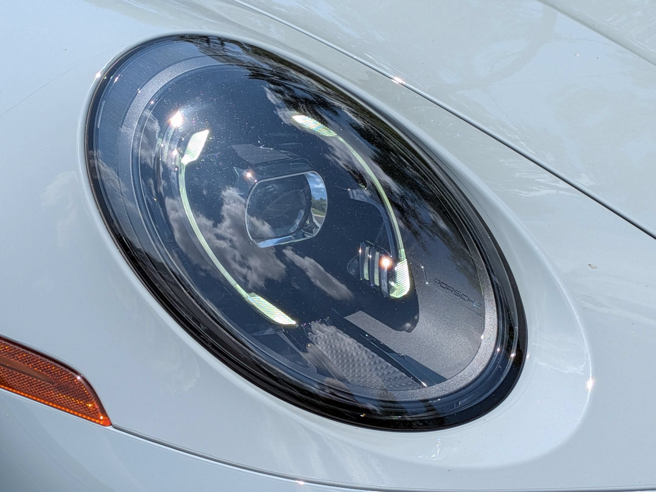 Certified 2025 Porsche 911 Carrera RWD image 34