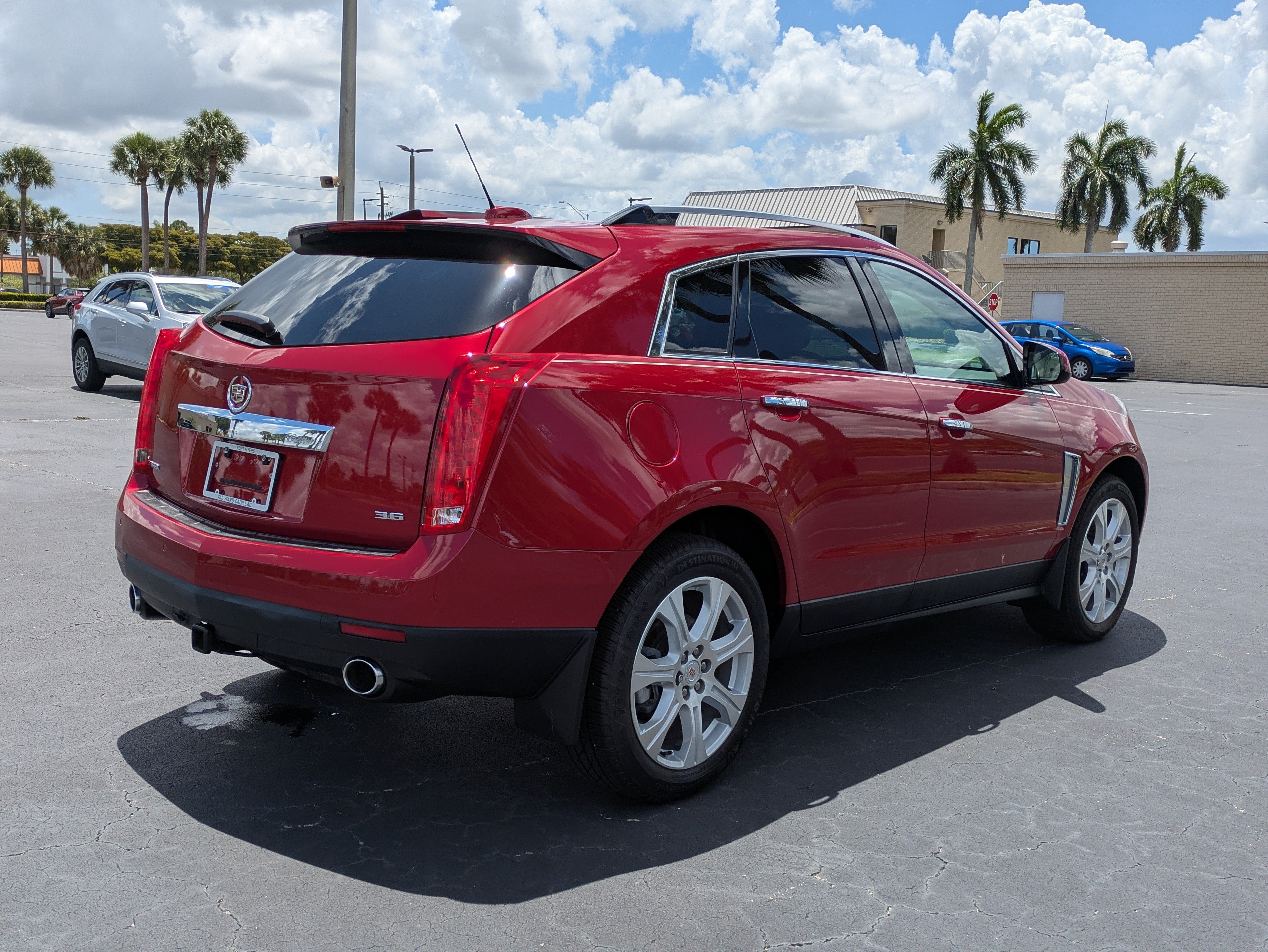 Used 2016 Cadillac SRX Premium FWD image 6