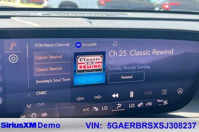 Used 2025 Buick Enclave Sport Touring image 40