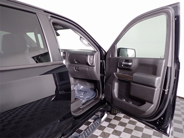 Used 2020 Chevrolet Silverado 1500 RST w/ All-Star Edition image 28