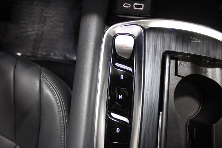 Used 2024 Buick Enclave Essence w/ Experience Buick Package FWD image 37