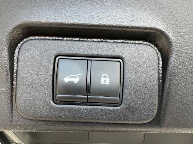 Certified 2023 Nissan Rogue SV w/ SV Premium B Package AWD/4WD image 25