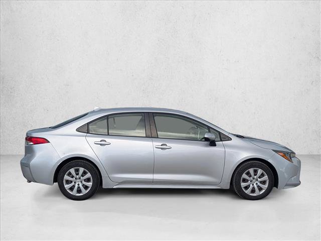 Used 2021 Toyota Corolla LE FWD image 4