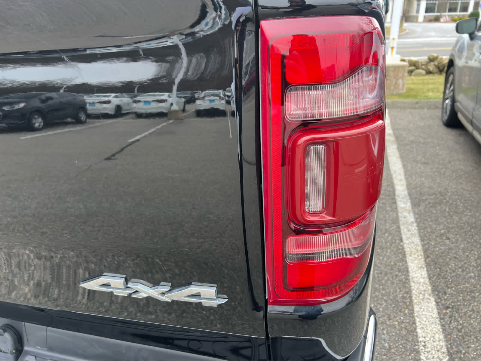 Used 2024 RAM 1500 Laramie image 11