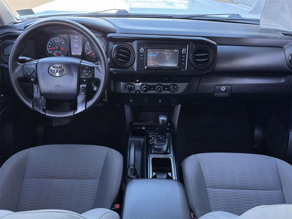Used 2018 Toyota Tacoma SR w/ SR Convenience Package image 2