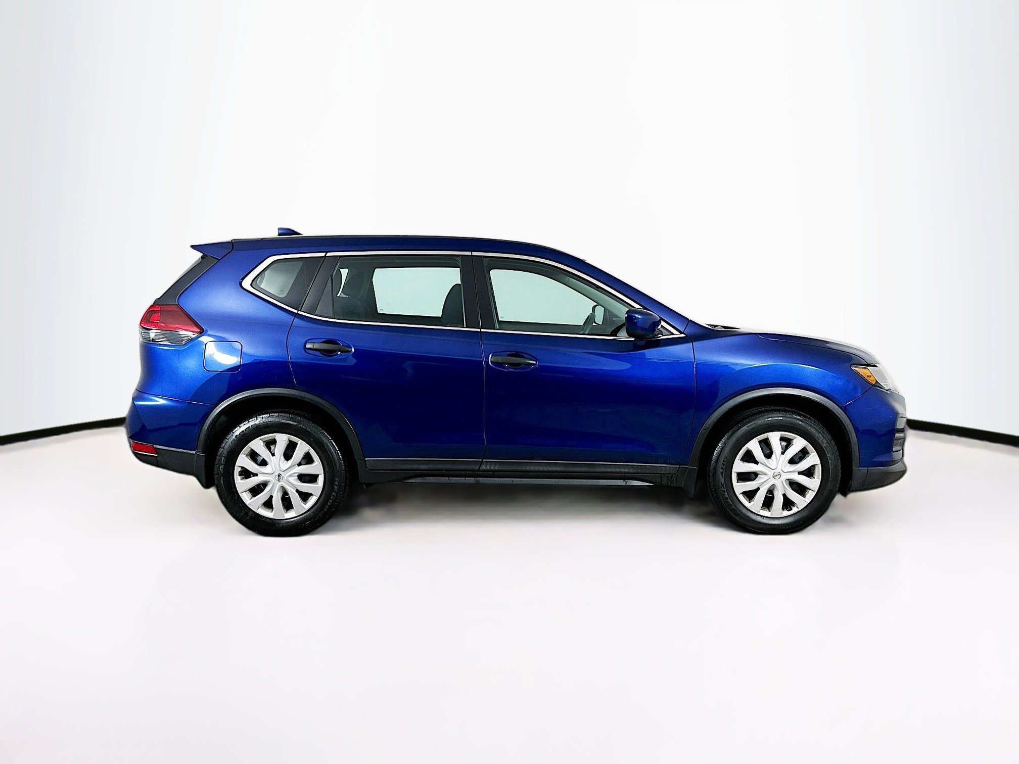 Used 2020 Nissan Rogue S FWD image 10