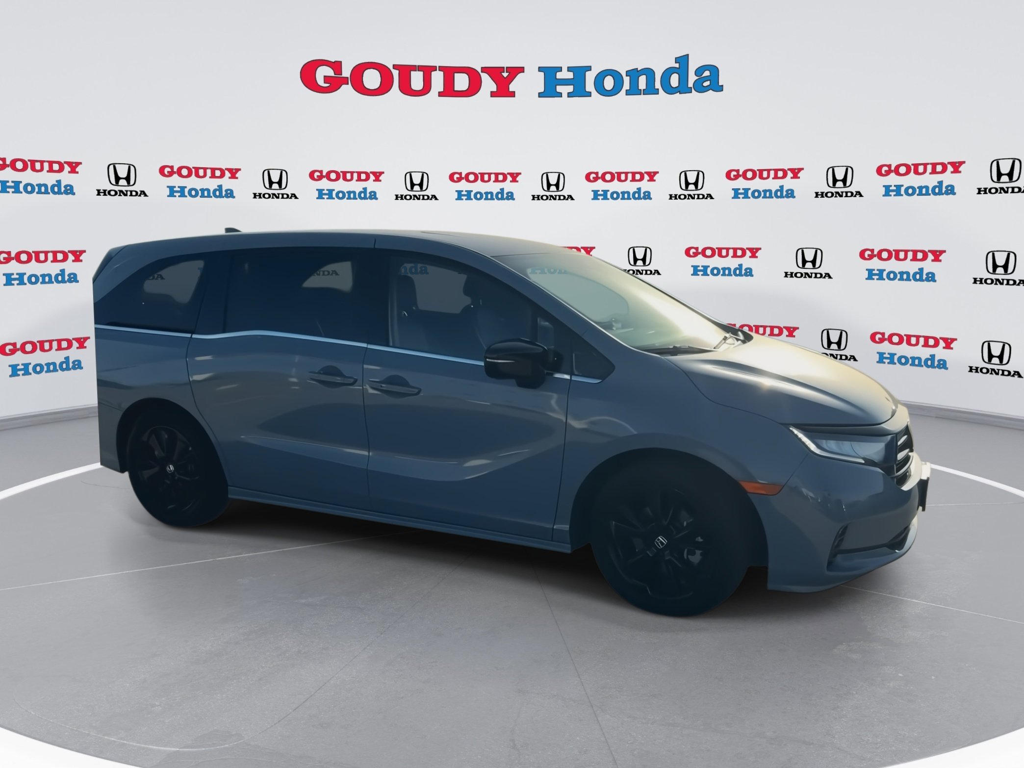 Used 2024 Honda Odyssey Sport image 2