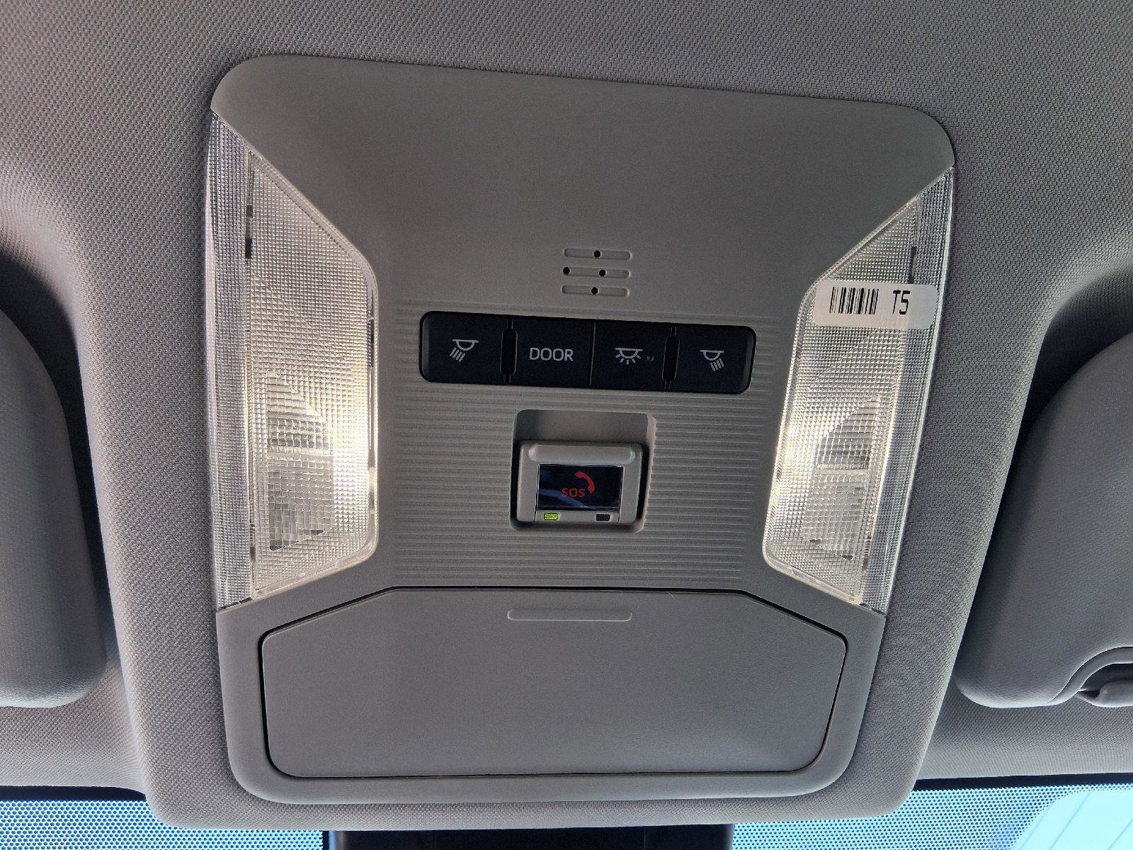 Used 2025 Toyota RAV4 LE image 18