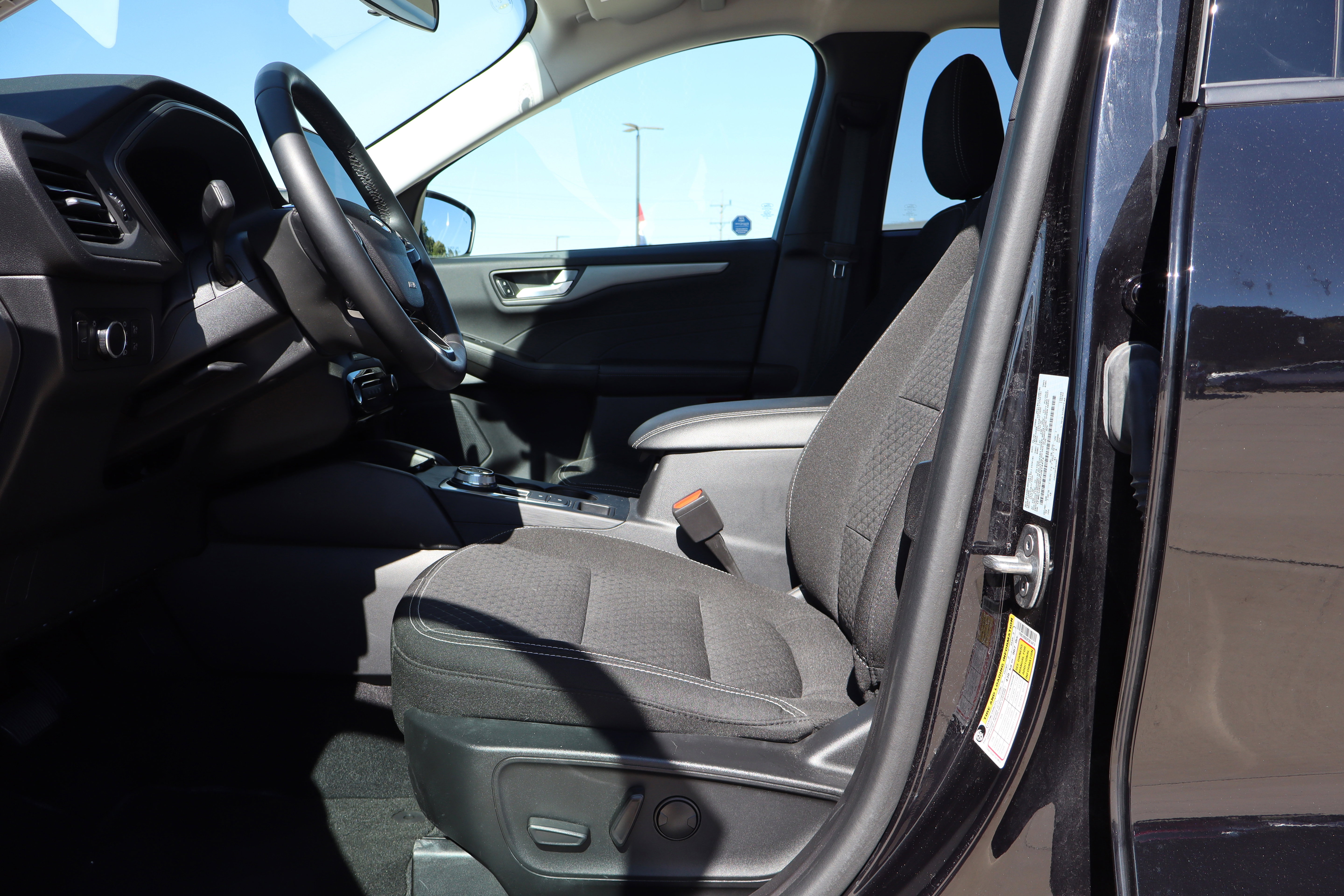 Used 2023 Ford Escape Active w/ Tech Pack #2 image 10