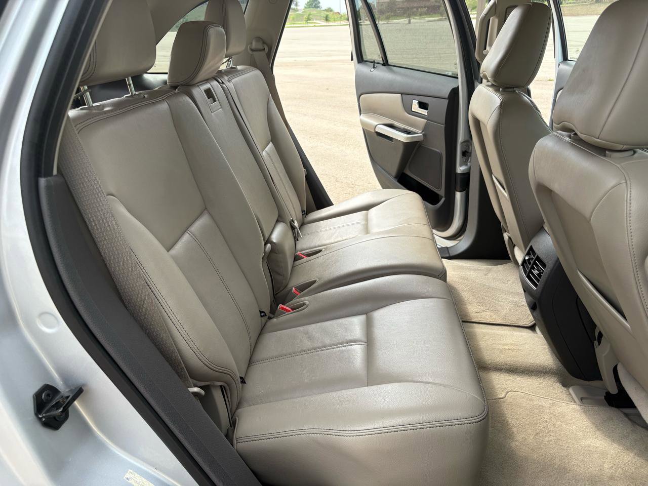 Used 2012 Ford Edge SEL image 27