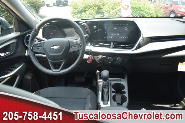 New 2026 Chevrolet Trax LS w/ LS Convenience Package FWD image 3