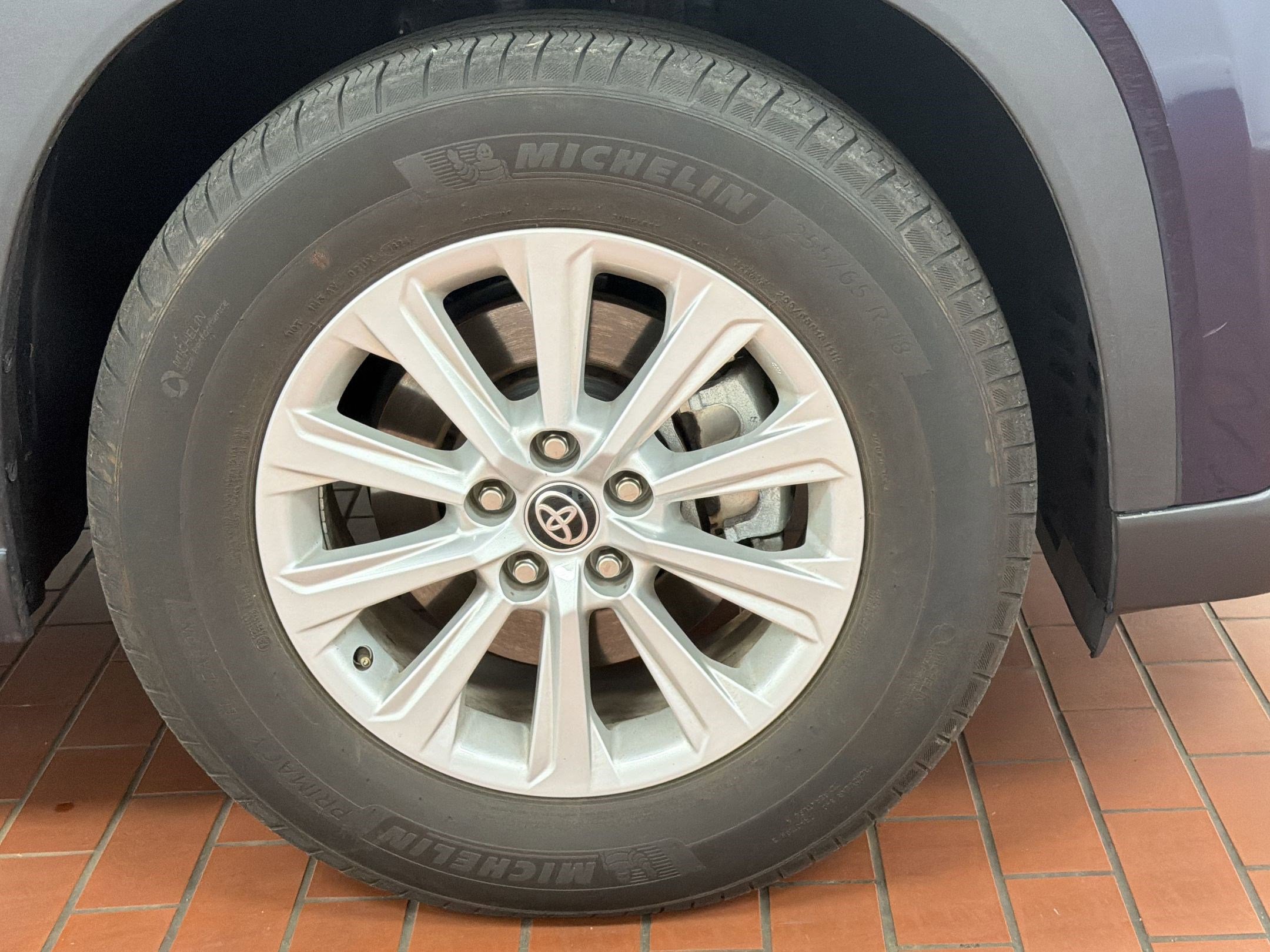 Used 2024 Toyota Grand Highlander Limited image 10