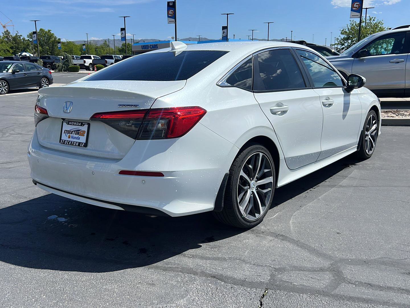 Used 2023 Honda Civic Touring image 9