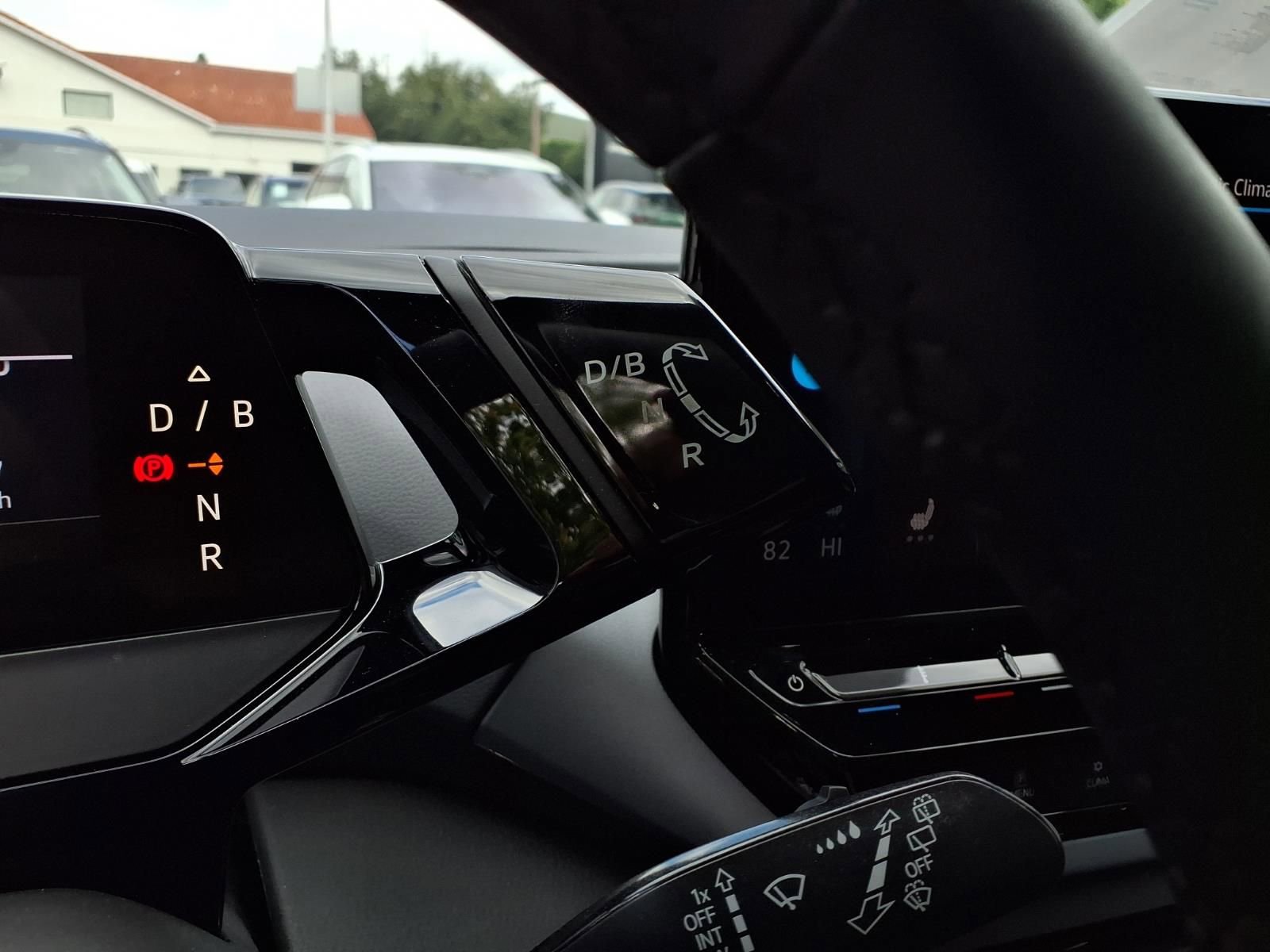 Certified 2023 Volkswagen ID.4 Pro image 12