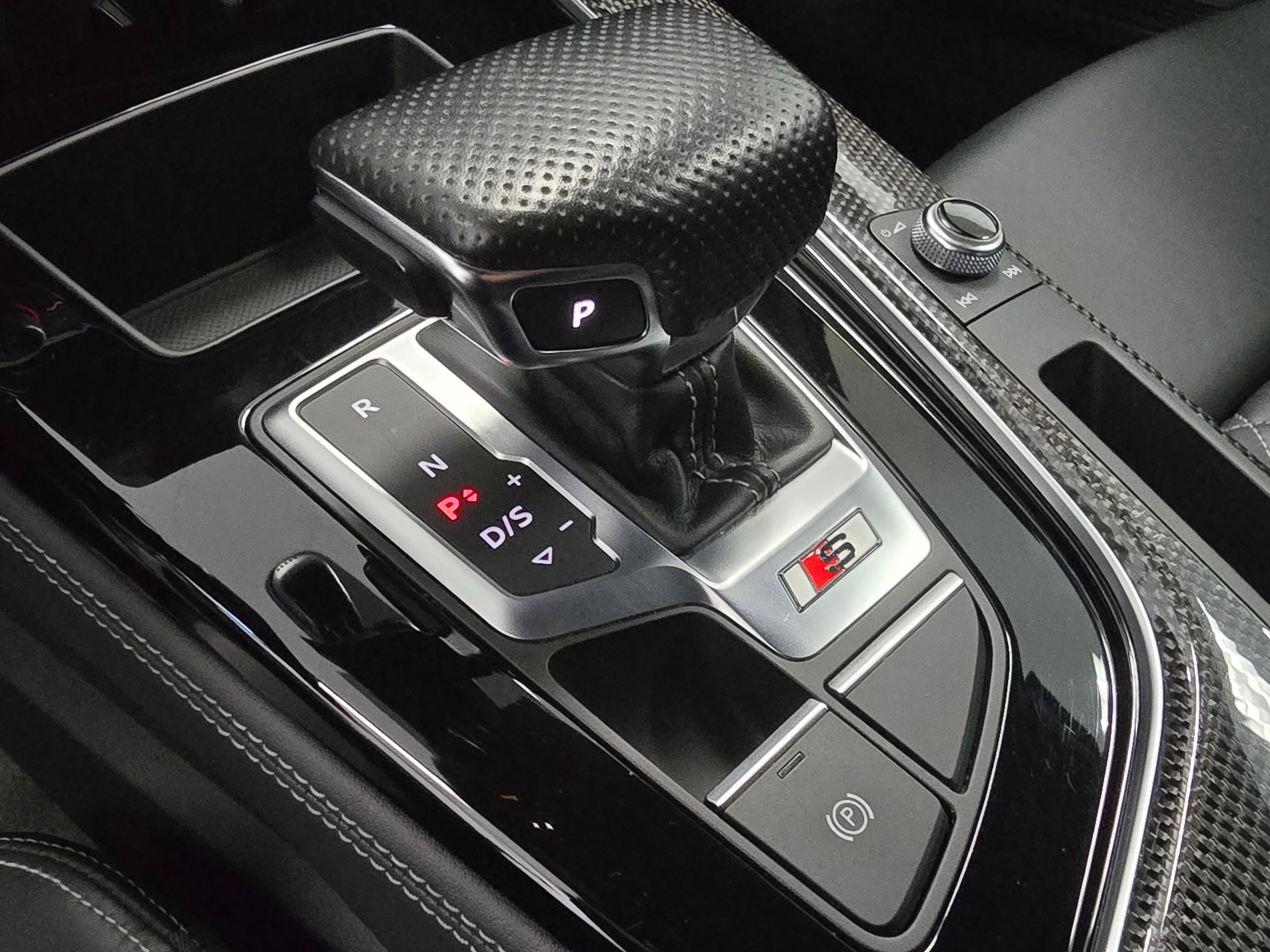 Used 2023 Audi S4 Premium Plus w/ Premium Plus Package image 16