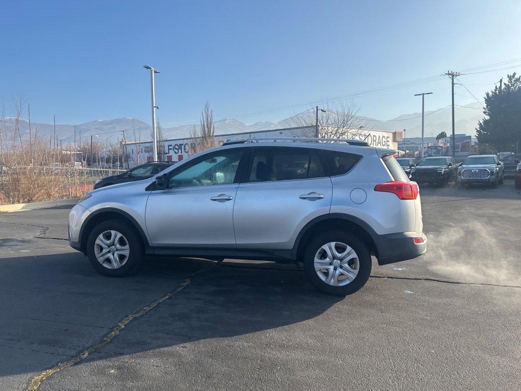 Used 2013 Toyota RAV4 LE image 8