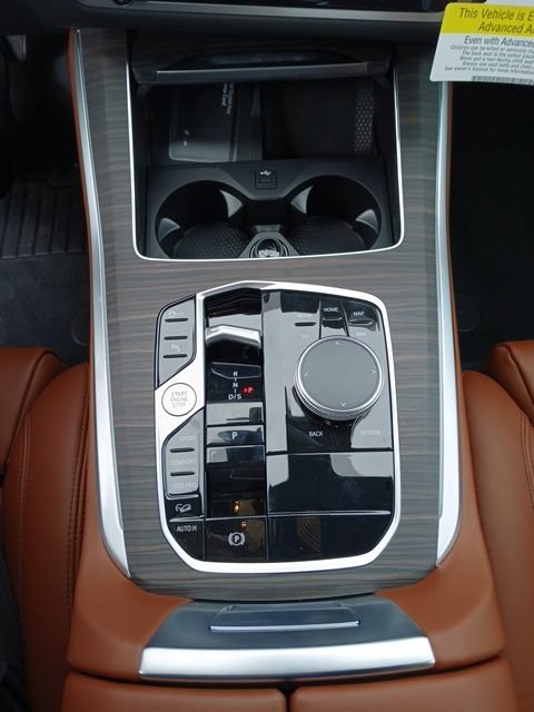 New 2026 BMW X5 xDrive40i w/ M Sport Package AWD/4WD image 22