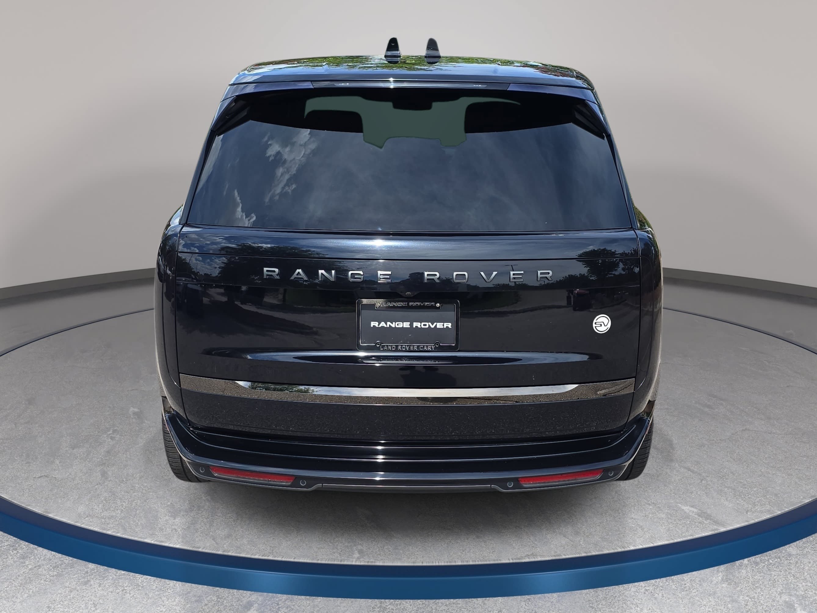 Certified 2024 Land Rover Range Rover SV AWD/4WD image 6
