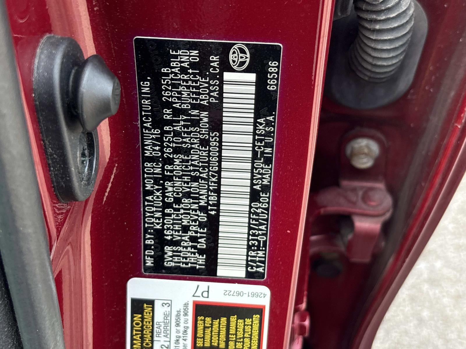 Used 2016 Toyota Camry SE image 36