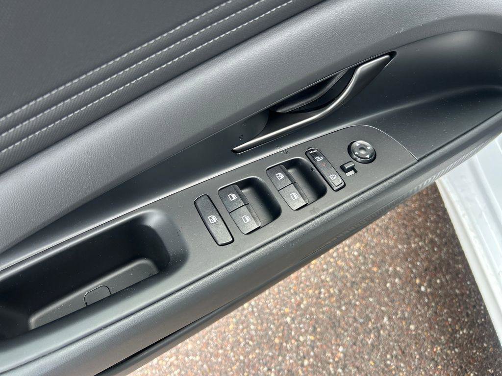 New 2026 Hyundai Elantra SEL Sport Premium image 14