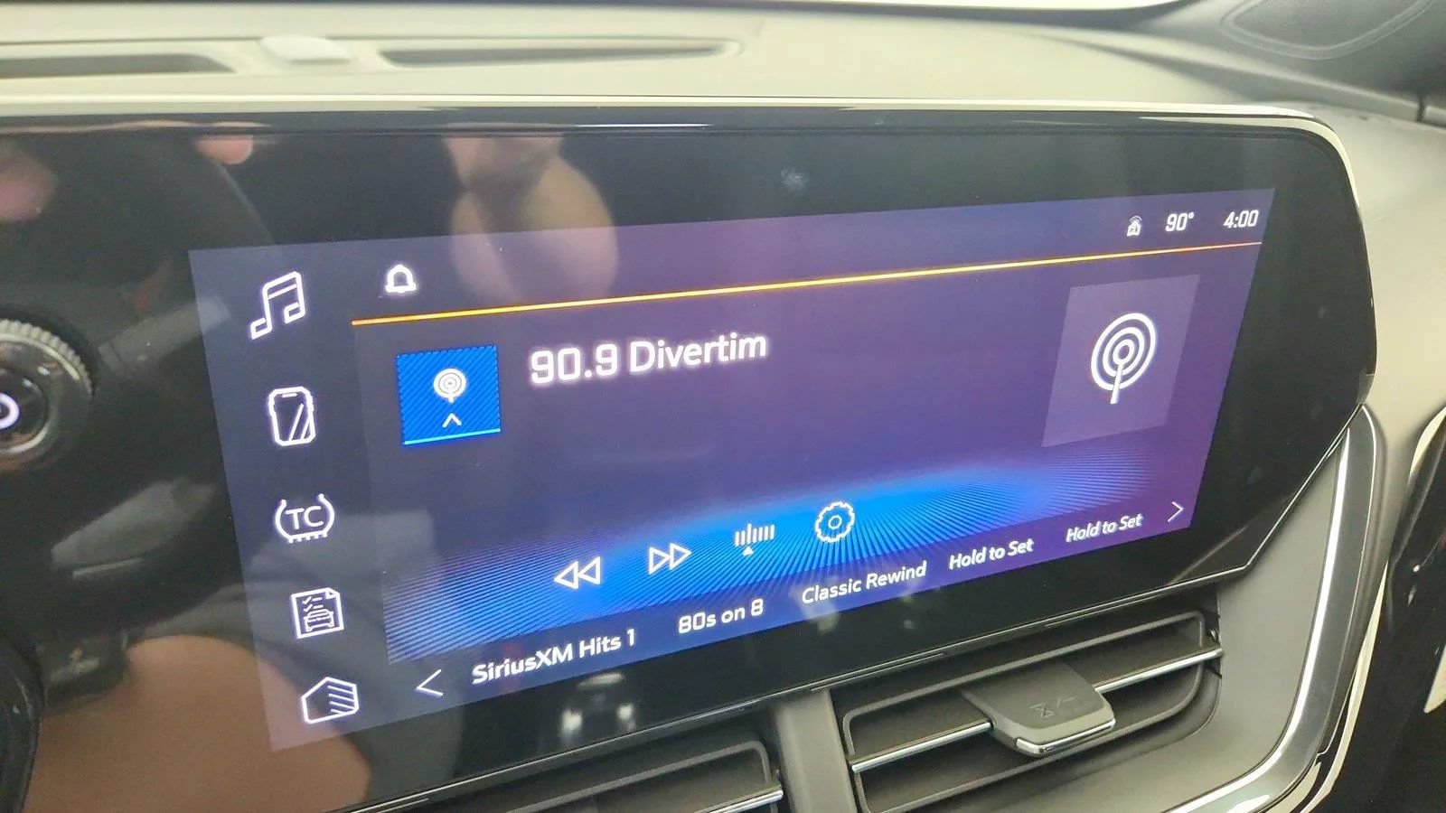 New 2026 Chevrolet Trax RS w/ Driver Confidence Package FWD image 16