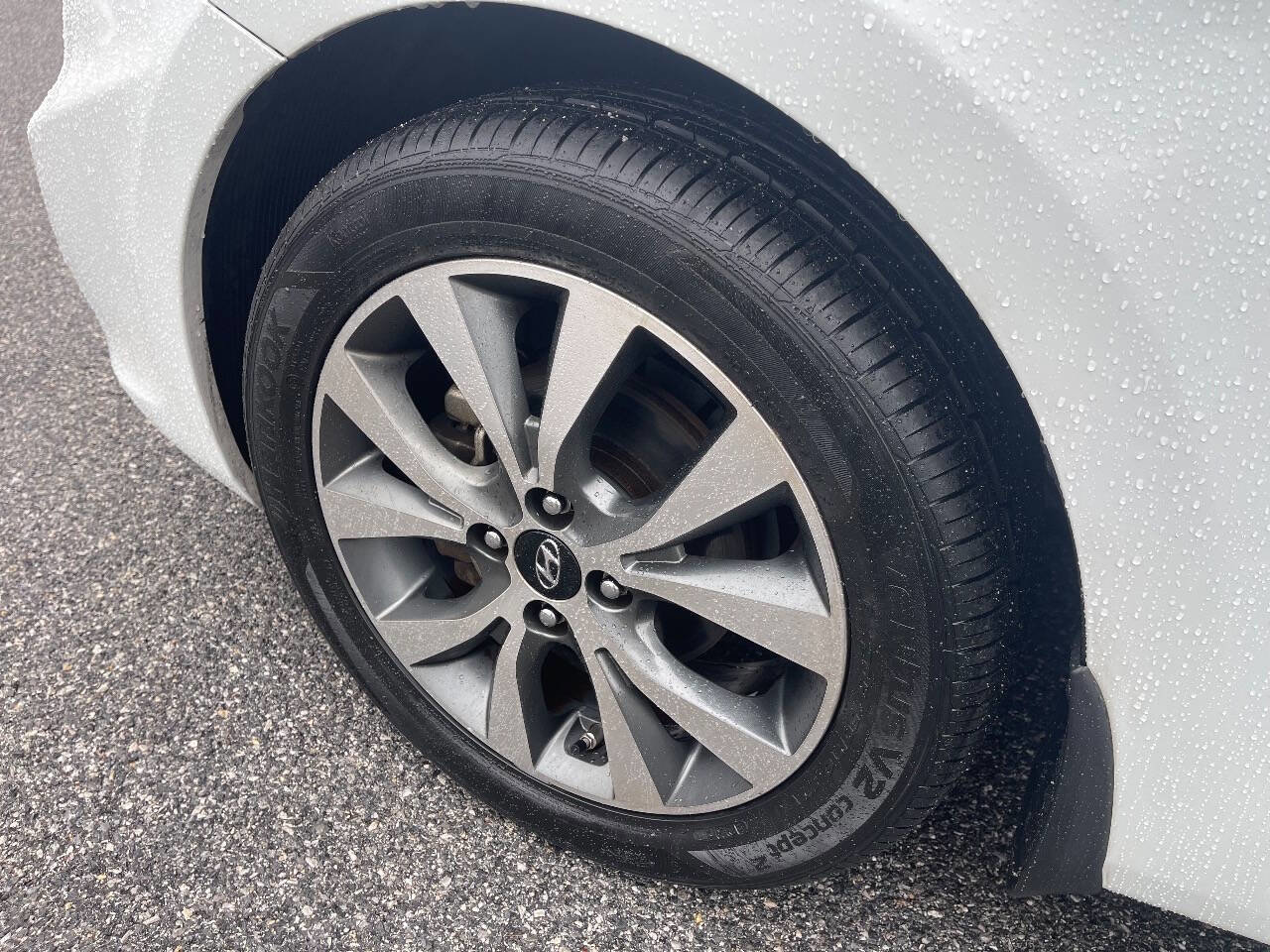 Used 2015 Hyundai Accent Sport w/ Option Group 04 image 37