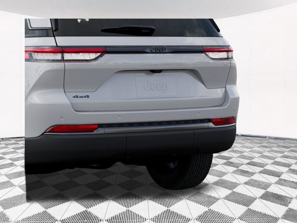 New 2026 Jeep Grand Cherokee Altitude image 20