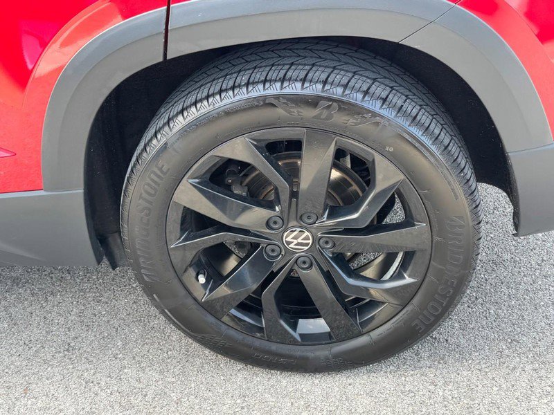 Used 2022 Volkswagen Taos SE image 7