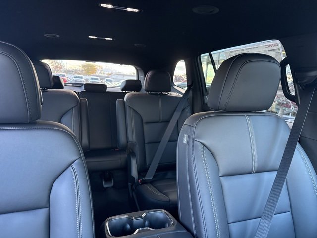 New 2026 GMC Acadia Elevation image 34