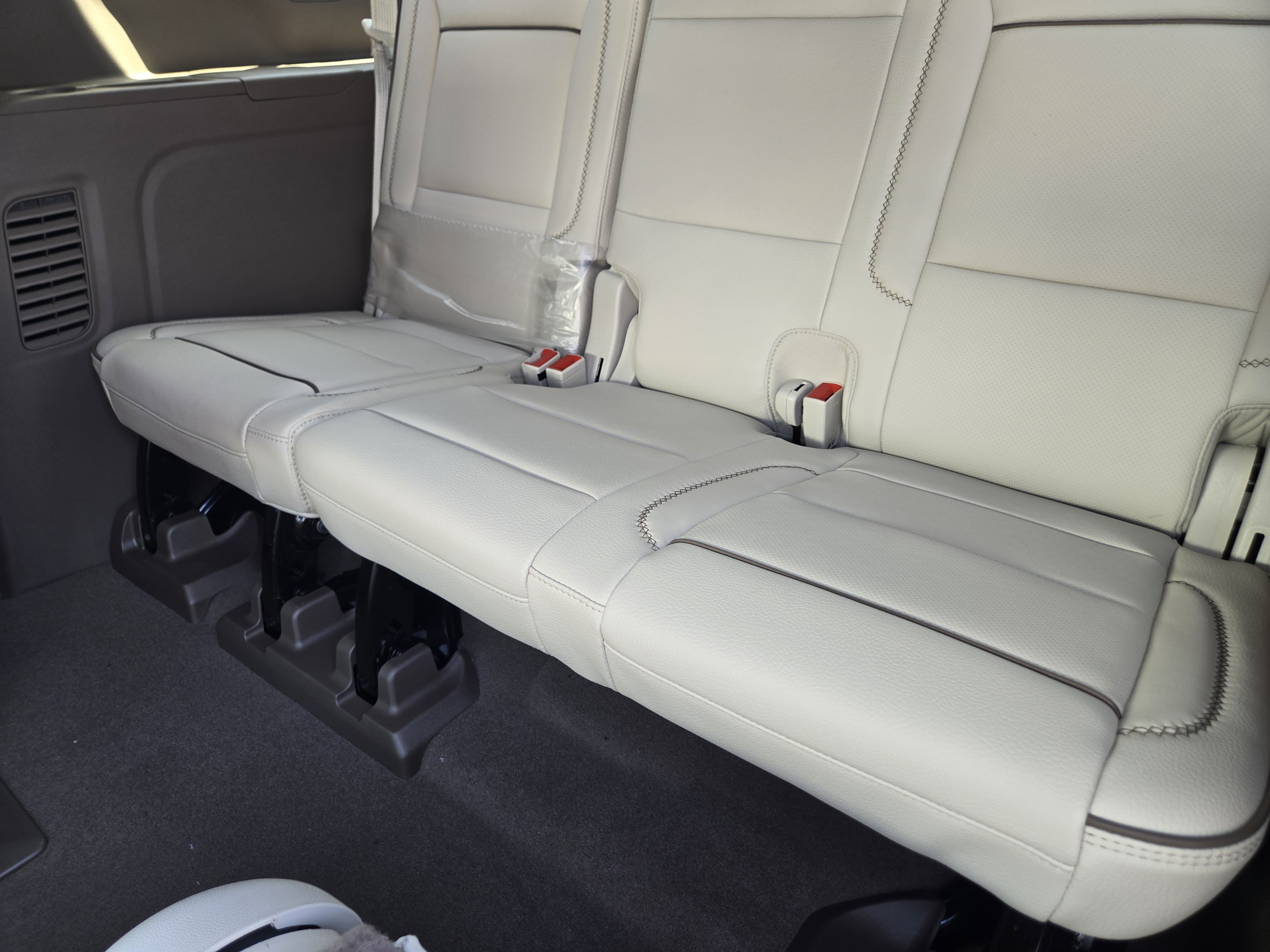 New 2026 GMC Yukon XL Denali w/ Denali Reserve Package AWD/4WD image 24