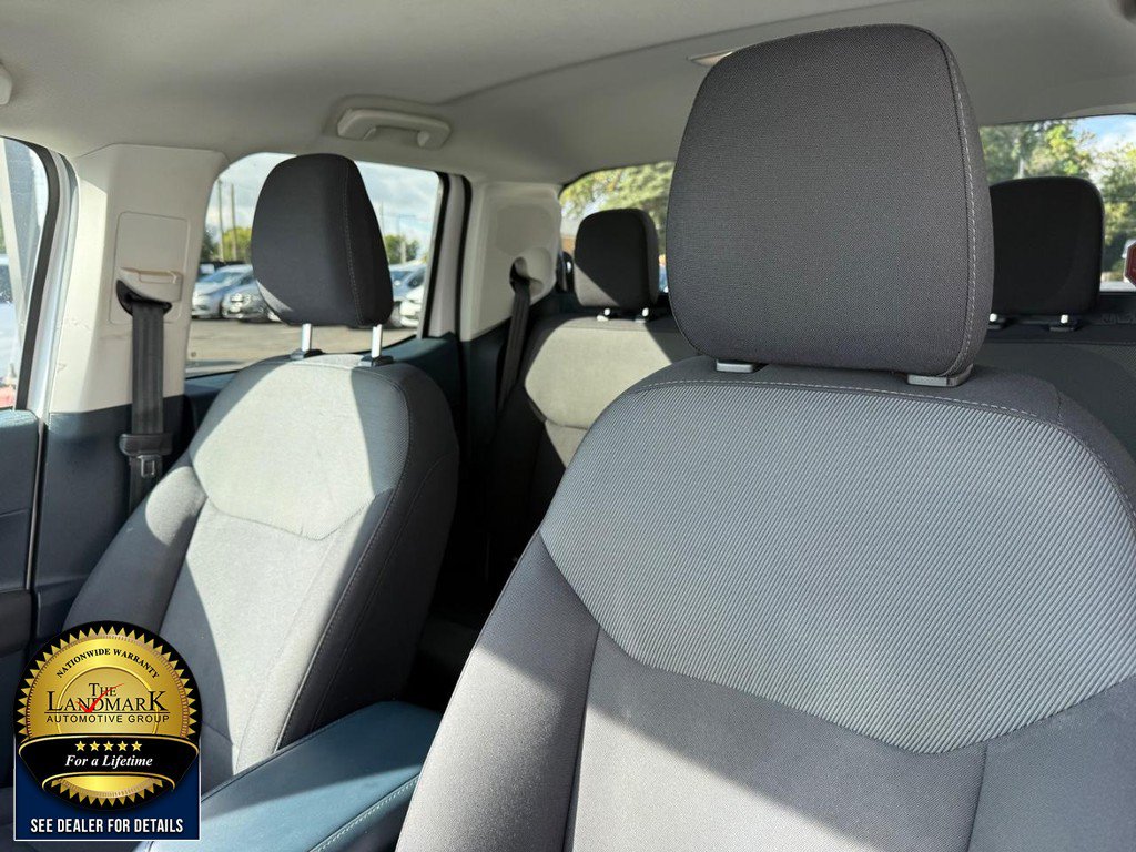 Certified 2022 Ford Maverick XL w/ Equipment Group 100A Standard AWD/4WD image 9