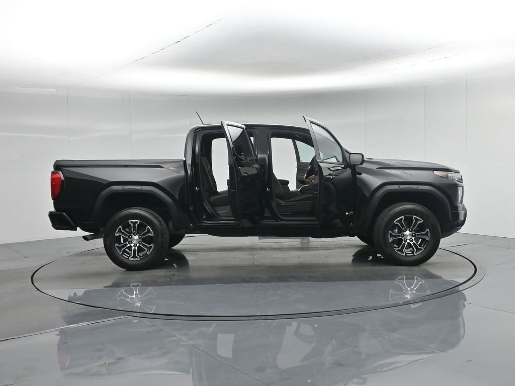 Used 2023 GMC Canyon AT4 AWD/4WD image 37