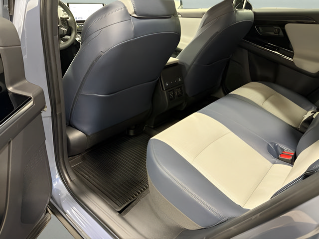 Certified 2023 Subaru Solterra AWD image 32