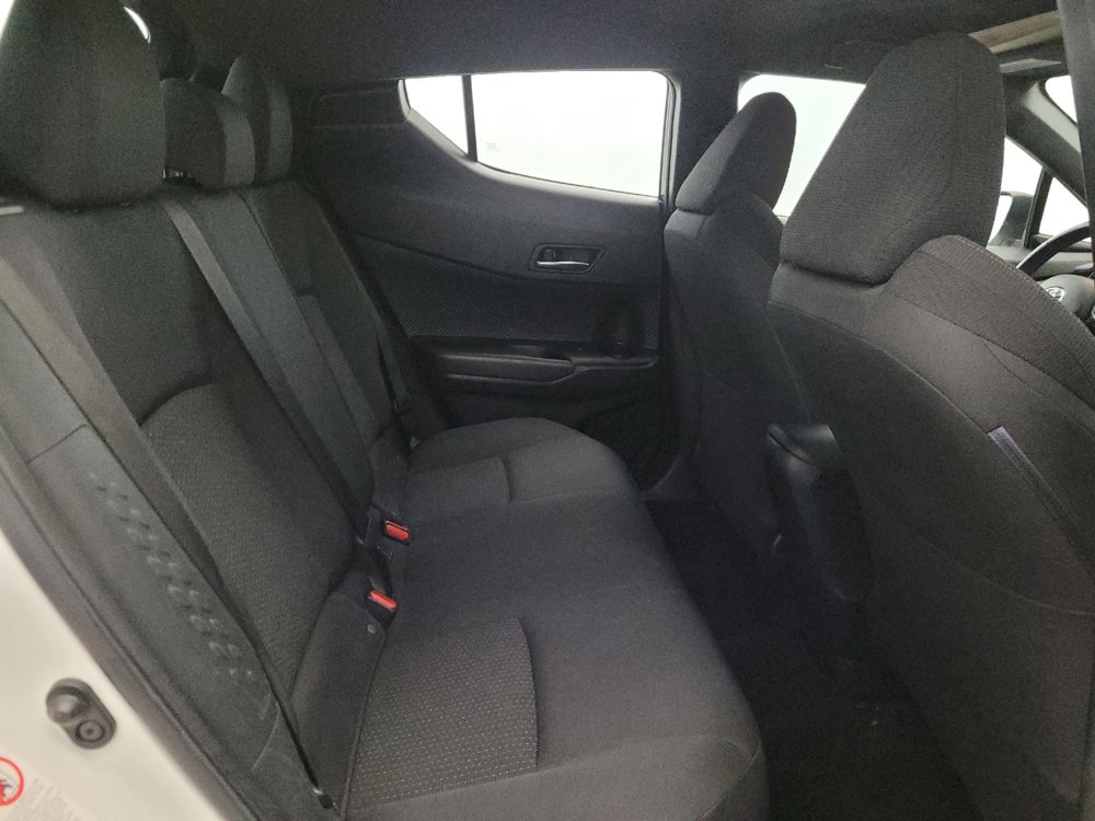 Used 2018 Toyota C-HR XLE image 19