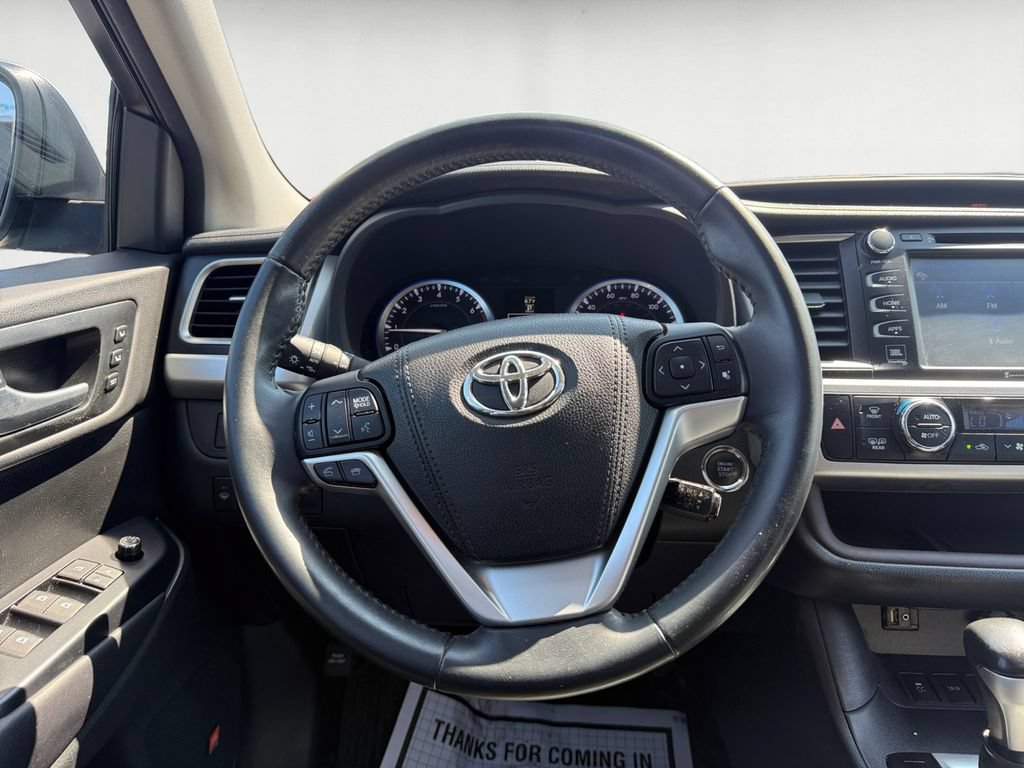 Used 2016 Toyota Highlander Limited AWD/4WD image 13