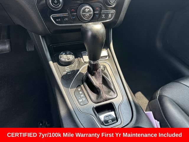Used 2022 Jeep Cherokee Trailhawk w/ Sun, Sound & Nav Group AWD/4WD image 23