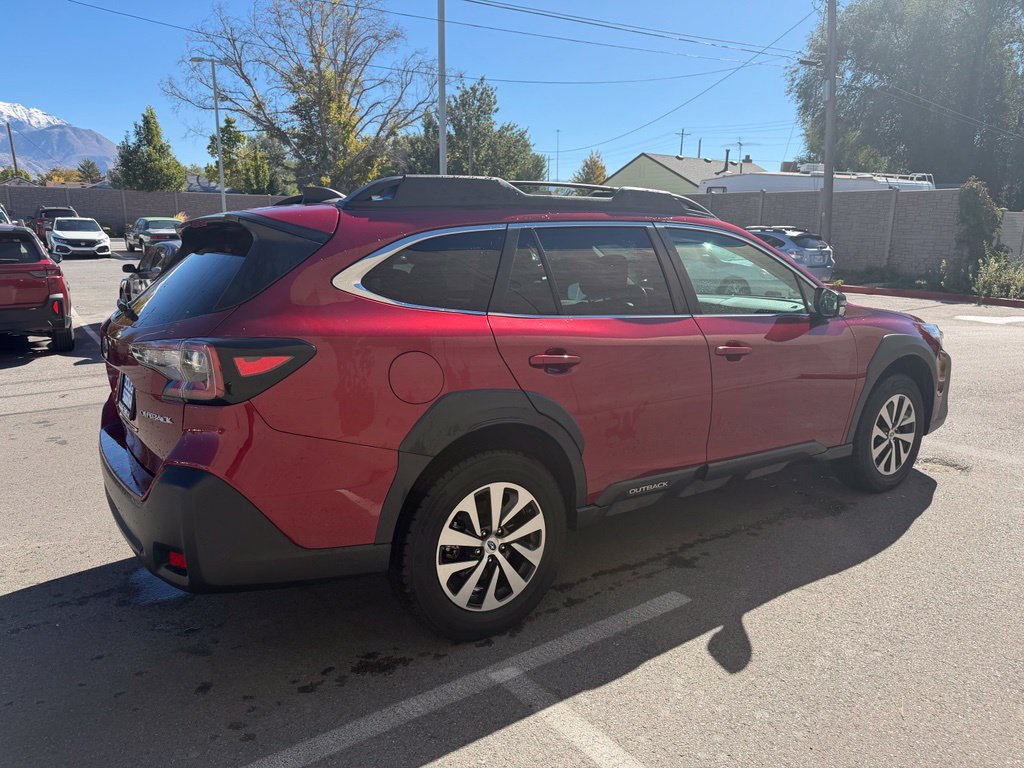 Used 2024 Subaru Outback Premium AWD/4WD image 5