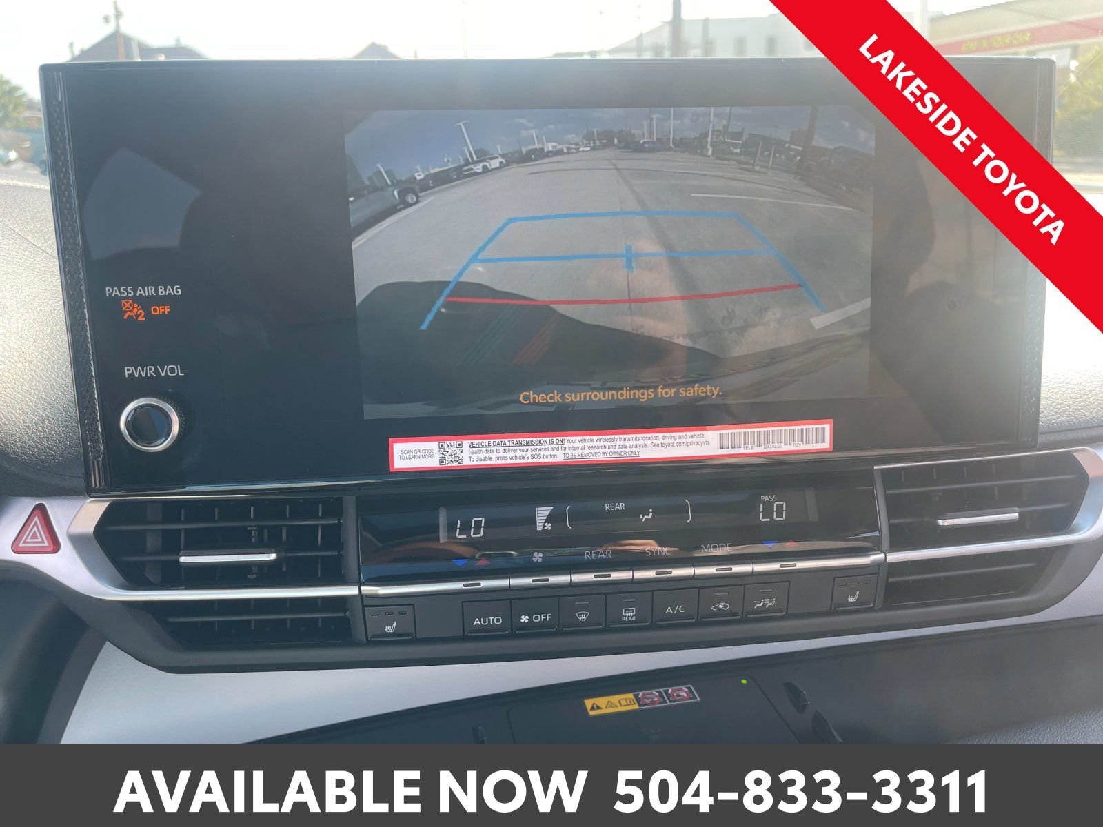 Used 2025 Toyota Sienna XLE image 34