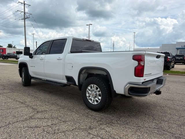 Used 2023 Chevrolet Silverado 2500 LT AWD/4WD image 4
