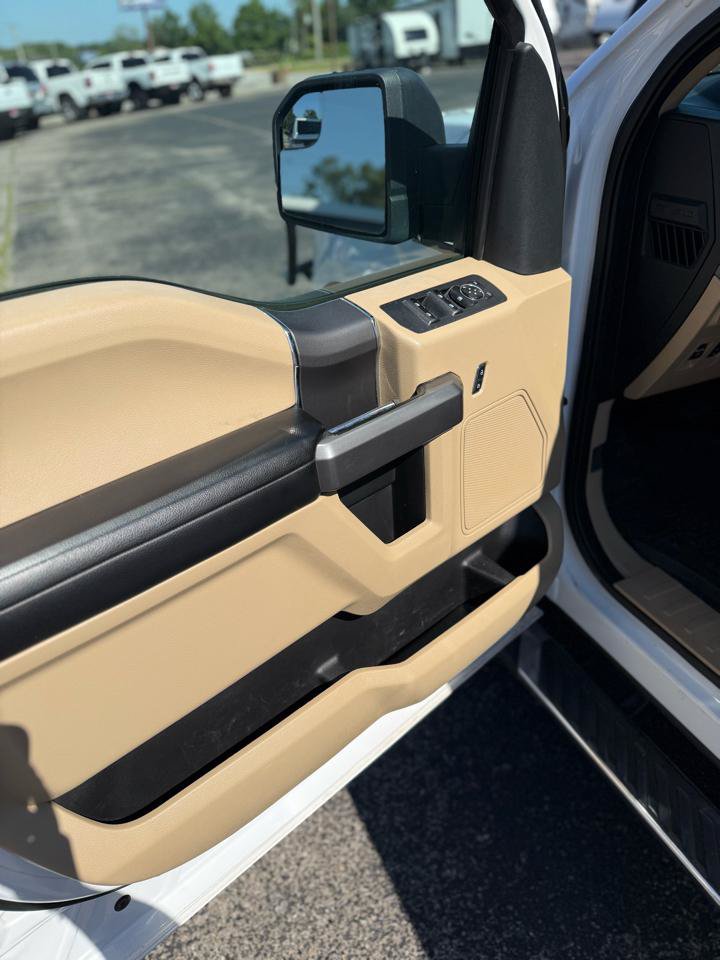 Used 2020 Ford F150 XLT w/ Equipment Group 302A Luxury AWD/4WD image 8