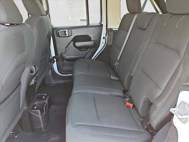 Used 2018 Jeep Wrangler Unlimited Sport S AWD/4WD image 17